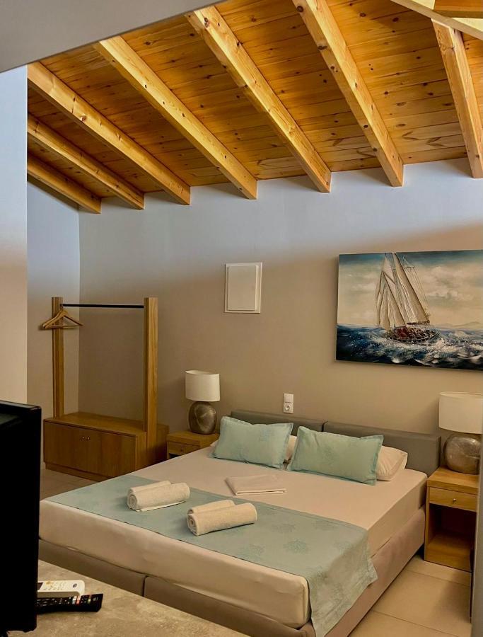 Oro Hotel Скиатос Екстериор снимка