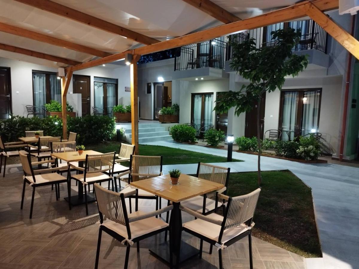Oro Hotel Скиатос Екстериор снимка